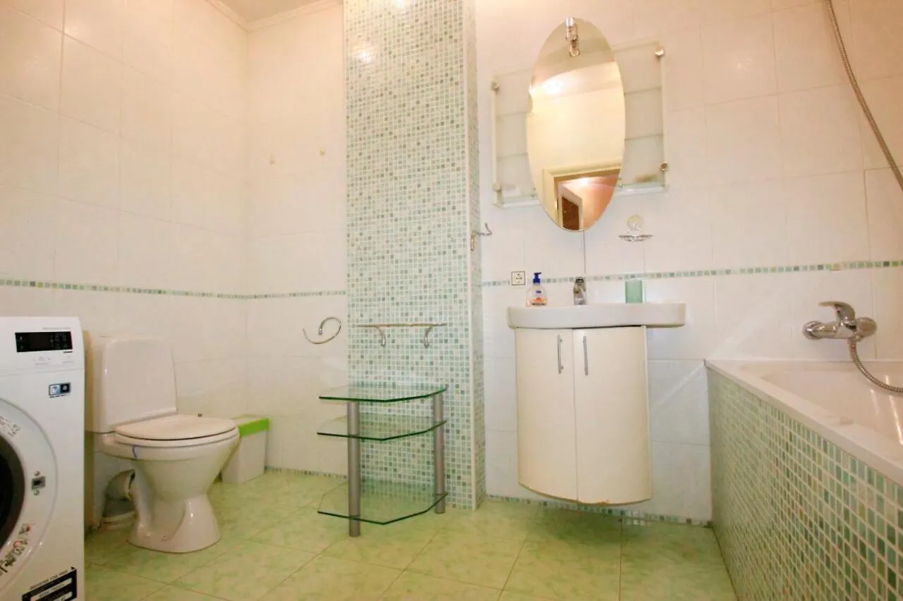 كييف Apartment On Zhylianska 59 0*,